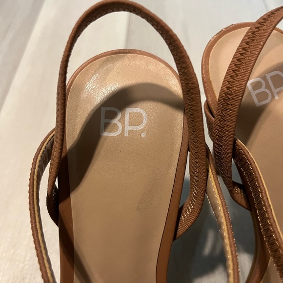 Heels - Picture 3 of 4